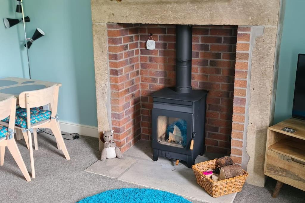 Woodcutters Cottage, Northumberland ハルトホイッスル エクステリア 写真
